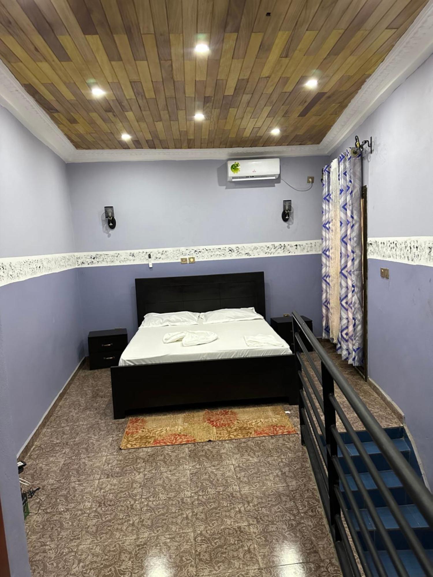 Residence Timo Yaoundé Екстериор снимка