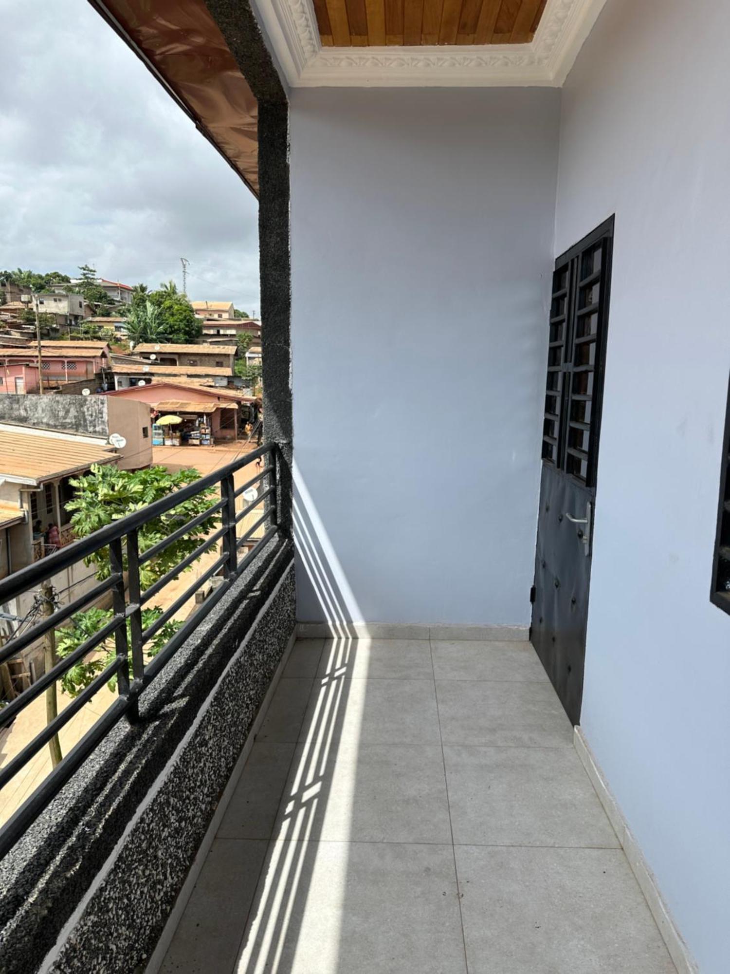 Residence Timo Yaoundé Екстериор снимка