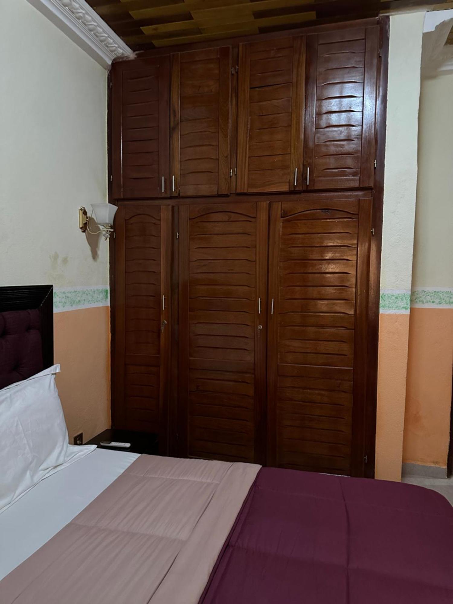 Residence Timo Yaoundé Екстериор снимка