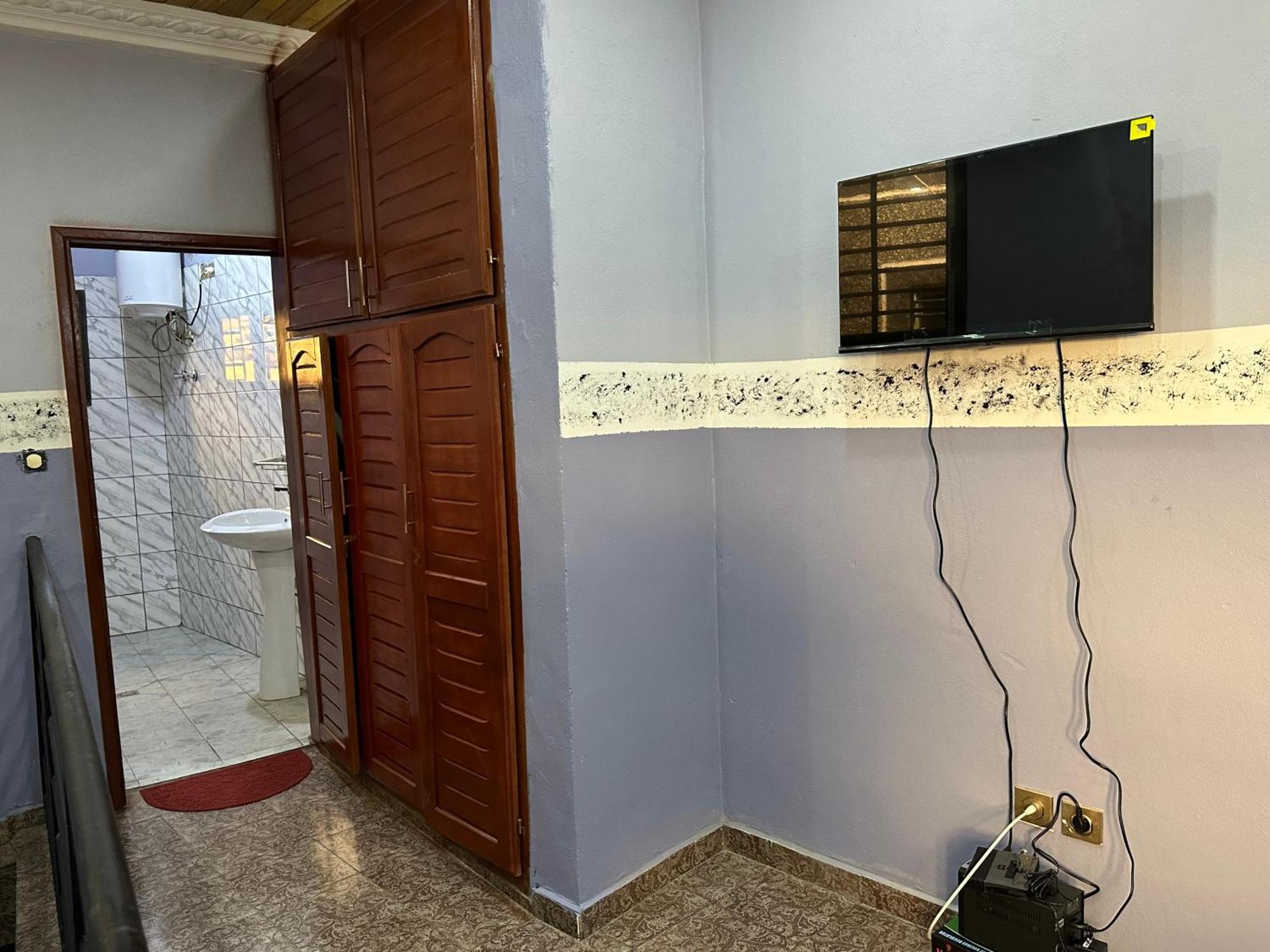 Residence Timo Yaoundé Екстериор снимка